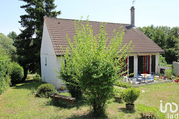 maison à Cours-les-Barres (18)