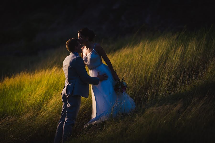 Fotografo di matrimoni Jean Jacques Fabien (fotoshootprod). Foto del 23 aprile 2017