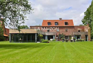 House with pool and terrace 2