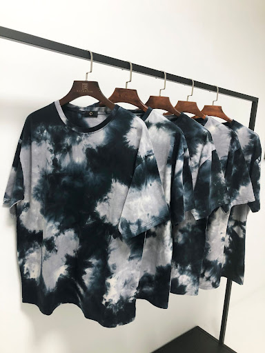 Title 5, Tie-dye loose dark short sleeves