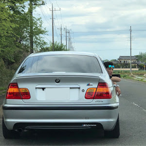 318i Mスポーツ