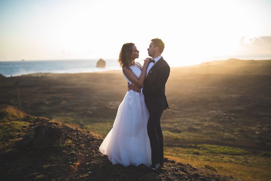 Wedding photographer Leszek Nowakowski (leszeknowakowski). Photo of 22 October 2019