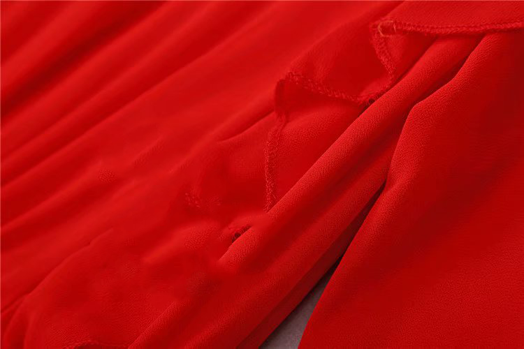 Title 5, Vestido Rojo con Costuras Grandes y Espalda Abi...