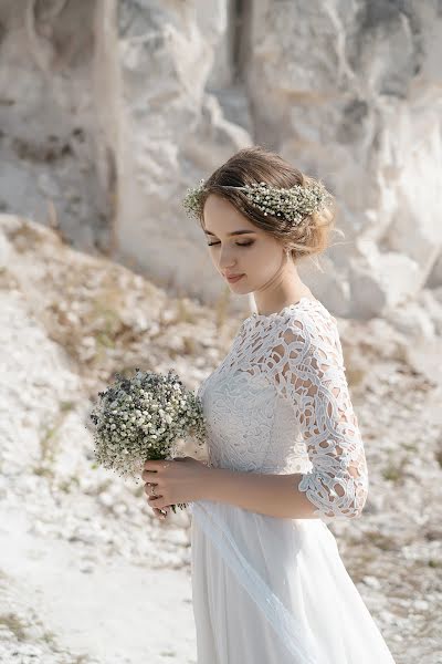 Fotógrafo de casamento Artem Popov (popovartem). Foto de 10 de março 2021