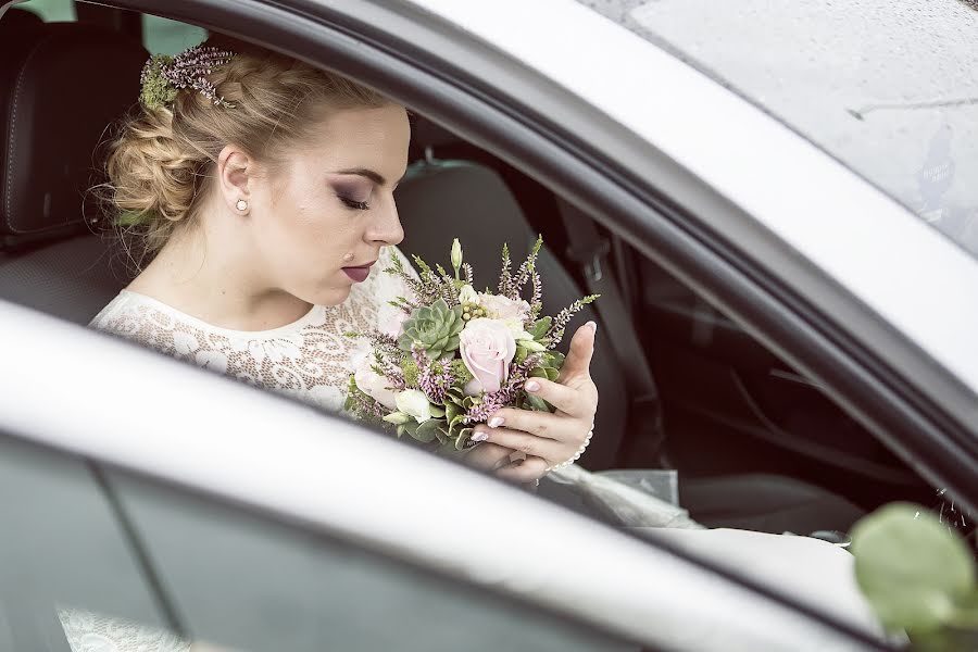 Photographe de mariage Ernesta Eglinskė (ernesta35). Photo du 21 février 2019