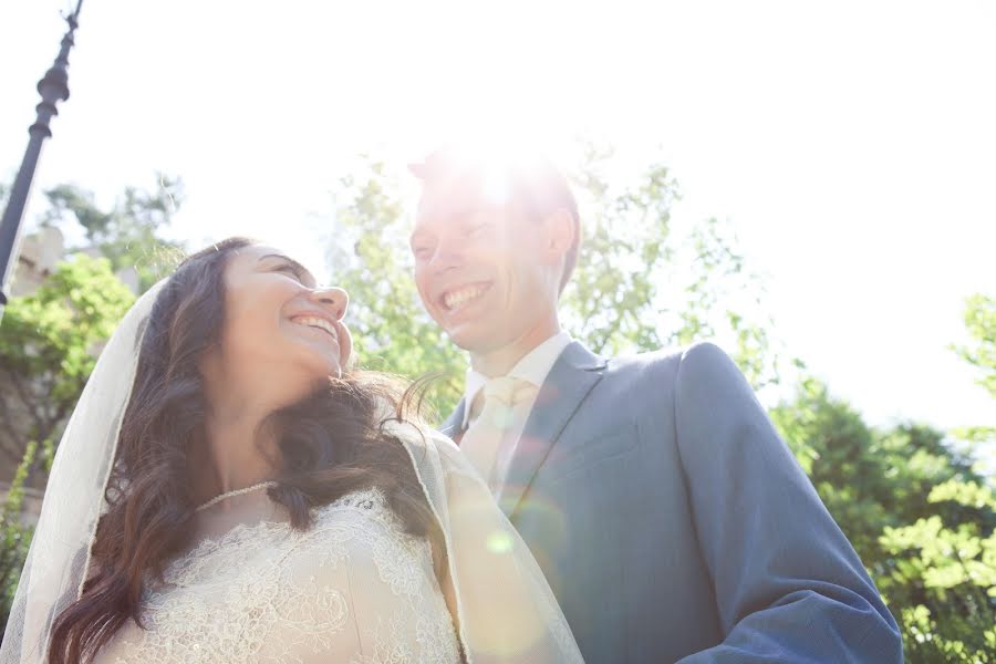 Fotógrafo de casamento Kseniya Shekstelo (xeniya). Foto de 3 de novembro 2017