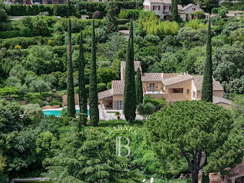 villa à Villeneuve-les-avignon (30)