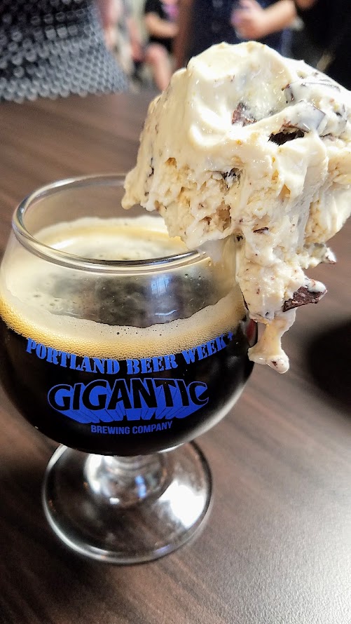 Snackdown 2017 for PDX Beer Week, a food and beer pairing event with a wrestling theme offering 10 Portland chef and 10 Oregon brewers working together Salt n Straw/Breakside brought the Breakside Spent Grains and Bacon S'more Ice Cream with Smoked Porter