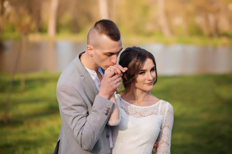 Fotógrafo de bodas Darina Zdorenko (gorodinskaj). Foto del 8 de mayo 2019