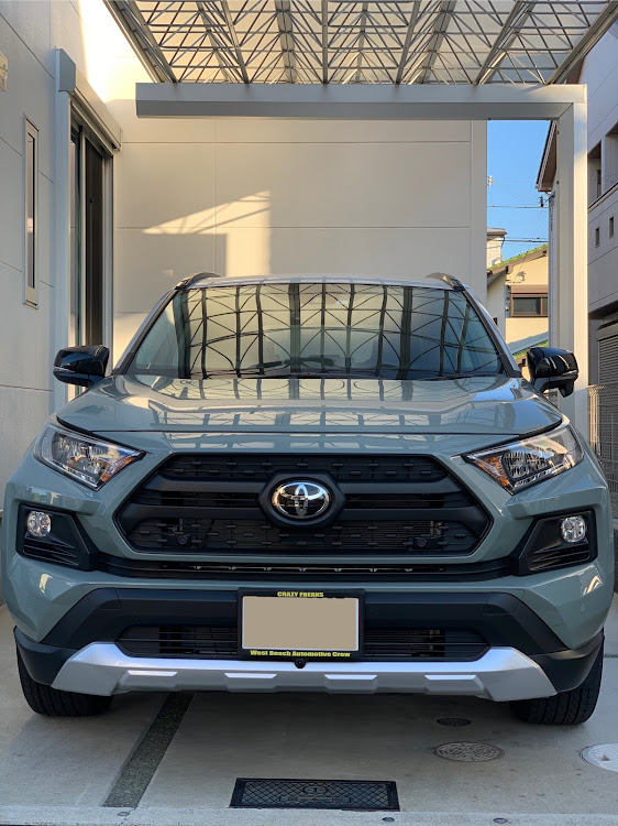 RAV4の新書納車・rav4・adventureに関するカスタム事例の投稿画像1枚目