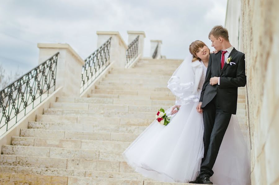 Fotógrafo de bodas Ulyana Titova (titovaulyana). Foto del 26 de julio 2017