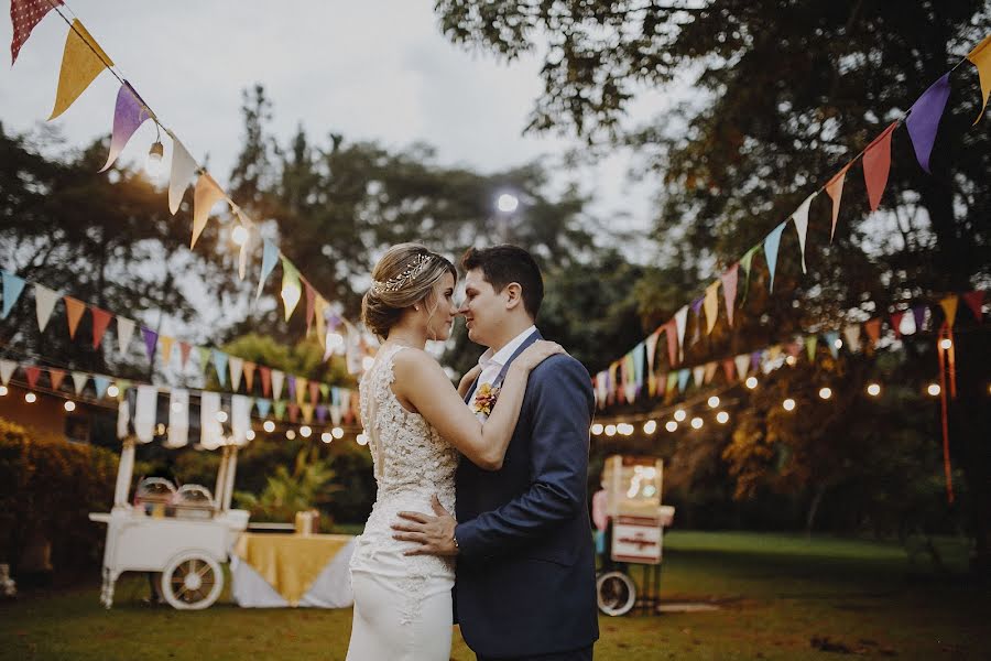 Fotógrafo de bodas Luis Coll (luisedcoll). Foto del 15 de diciembre 2018