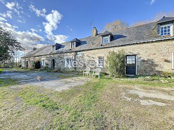 maison à Saint-Caradec-Trégomel (56)