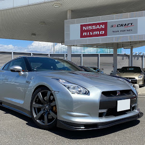 NISSAN GT-R R35