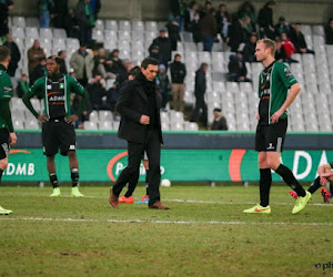 Club en Moeskroen-fans dansen op het graf van Cercle