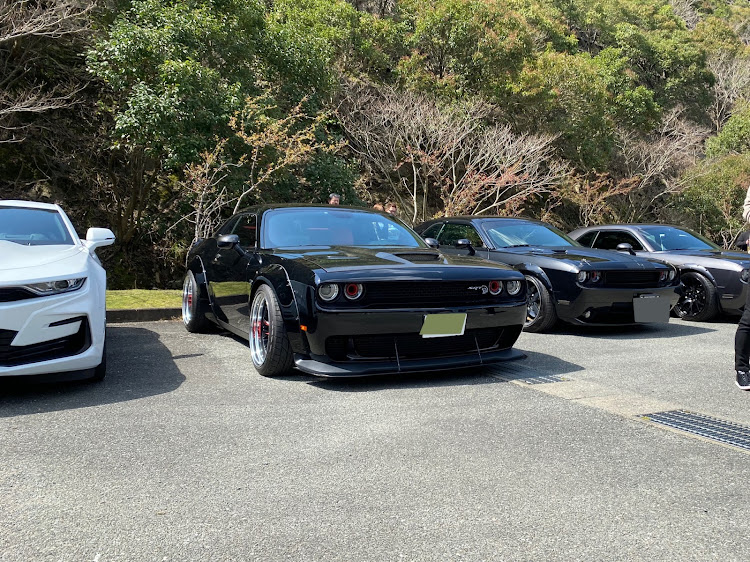 チャレンジャーのダッジチャレンジャー・エアサス・ワークエモーション・LB★WORKS・ラグジに関するカスタム事例の投稿画像2枚目