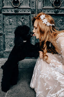 Fotógrafo de casamento Oleg Zaycev (olegzaicev). Foto de 4 de março 2019