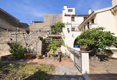 House with pool and terrace 4