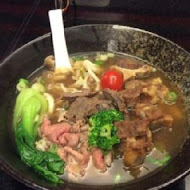 熟成21牛肉麵