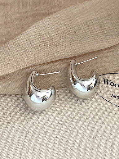 Title 6, Vintage comma-shaped teardrop earrings for time...