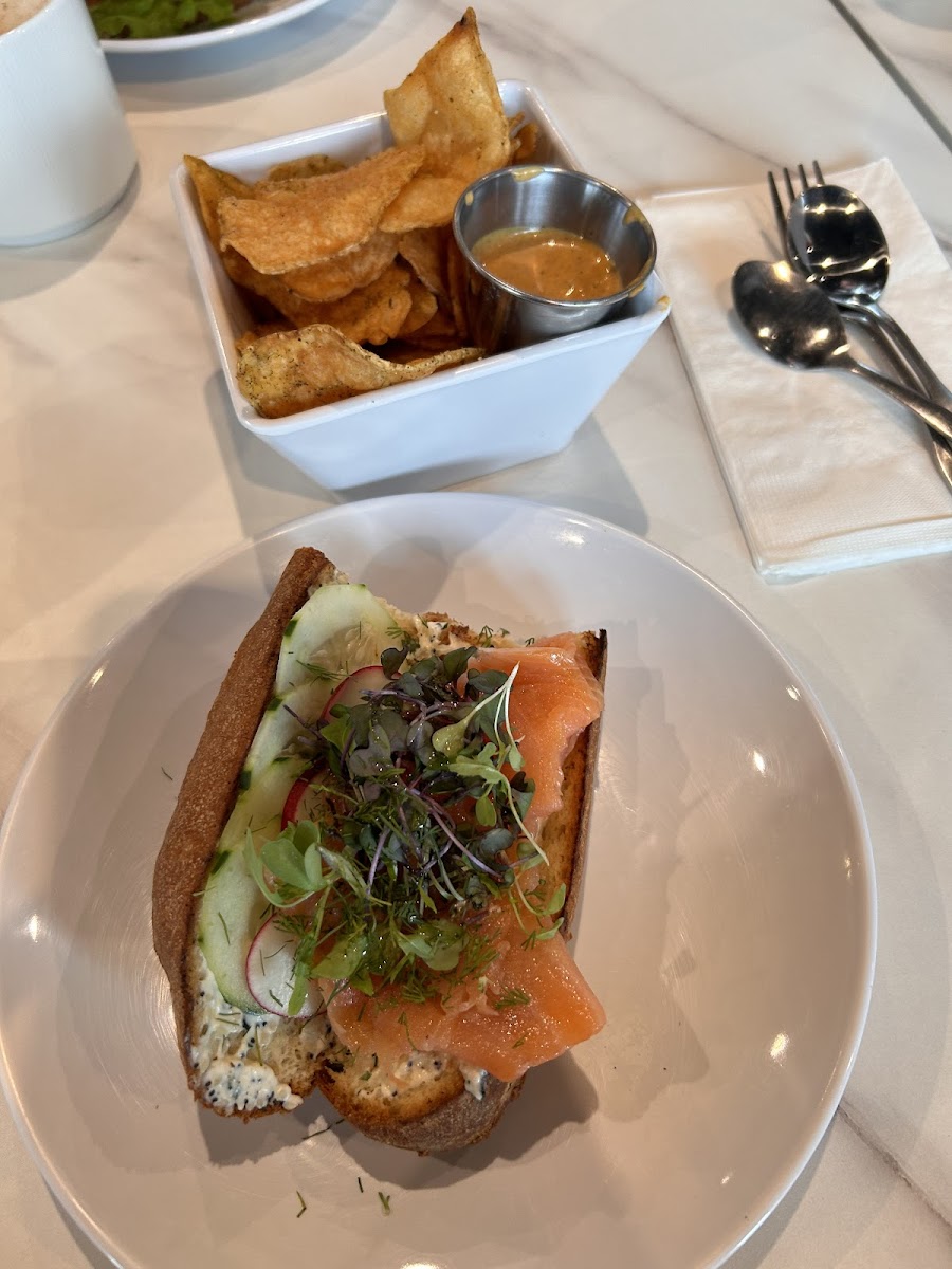 Salmon baguette and house made chips!