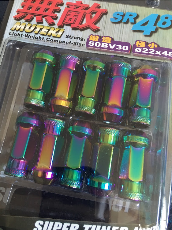 アクセラスポーツのホイール納豆に関するカスタム事例の投稿画像1枚目