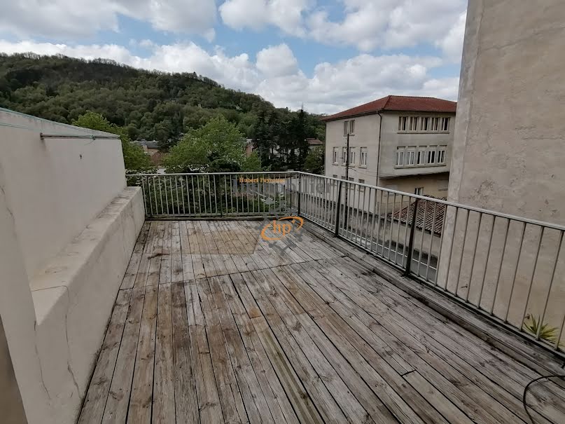 Location  appartement 3 pièces 100 m² à Saint-Affrique (12400), 619 €