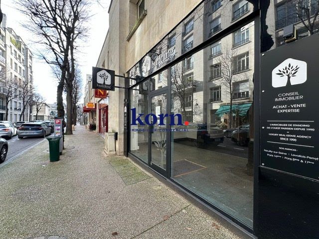 Location  locaux professionnels  149 m² à Neuilly-sur-Seine (92200), 4 584 €