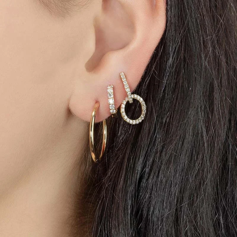 Pendientes de círculo calado con diamantes de imitación para mujer, diseño geométrico de moda, perfectos para realzar cualquier look.
