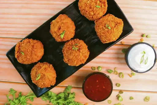 Chilli Cheese Kurkure Momos [4 Pieces]