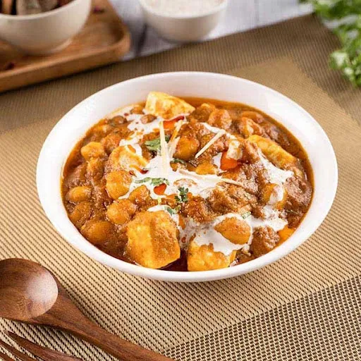 Chana Paneer