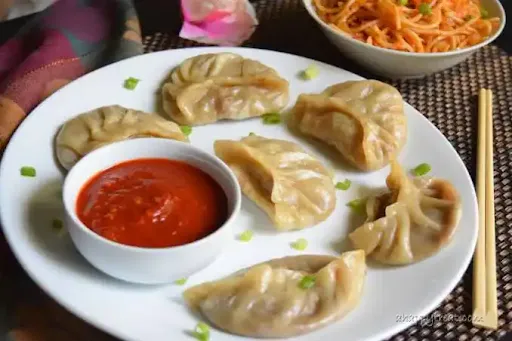 Veg Momos [7 Pieces]