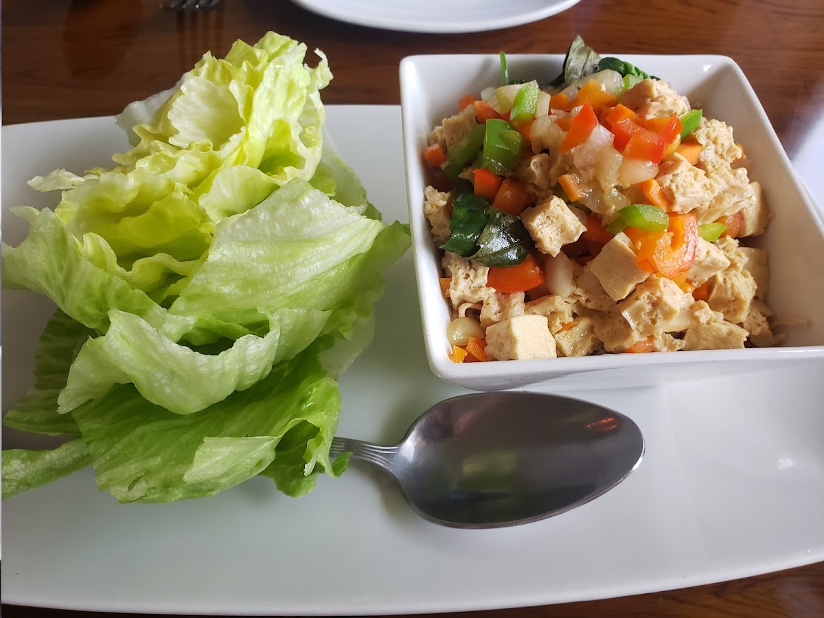 Lettuce wraps: Vegan and gluten free