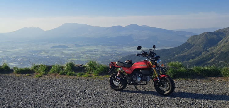 rc04zxt10さんが投稿したエフモン・阿蘇・草千里ヶ浜・モンキーで冒険に関するカスタム事例の投稿画像1枚目