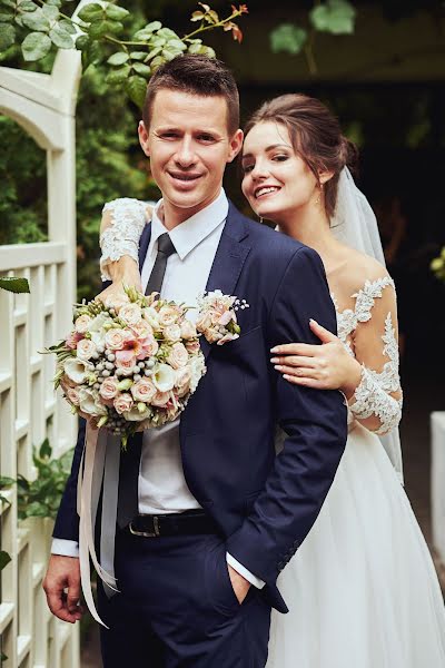 Fotografo di matrimoni Vitaliy Smulskiy (vitaliismulskyi). Foto del 9 febbraio 2018