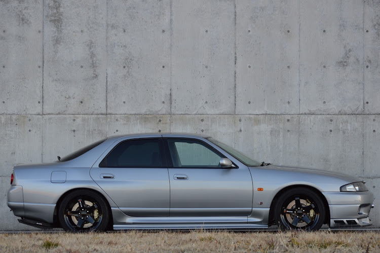 スカイライン GT-Rのタイヤ交換・BBS RG-R・285/30R19・ファルケン アゼニス FK510に関するカスタム事例の投稿画像3枚目