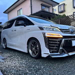 ヴェルファイア AYH30W