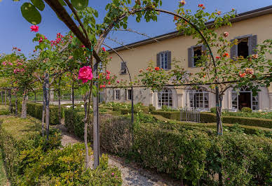 Villa avec jardin et terrasse 1