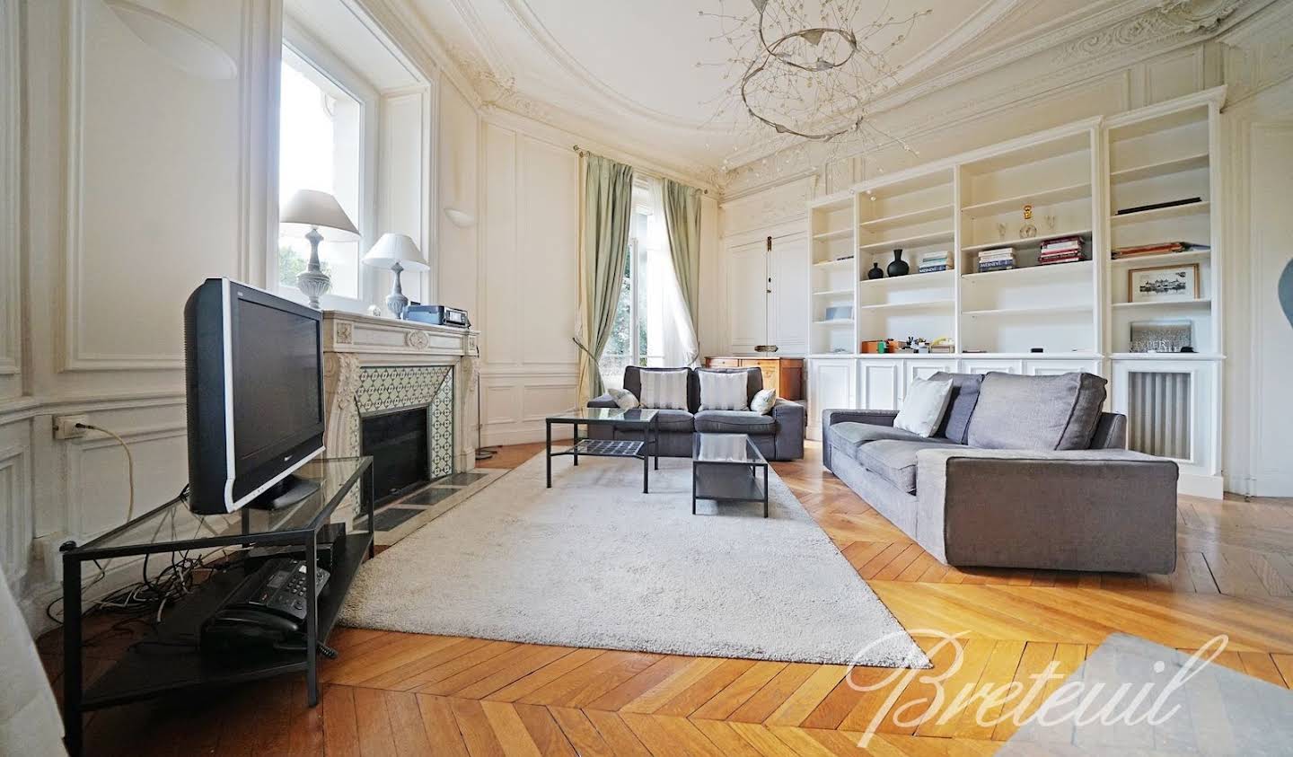 Apartment Paris 7th