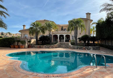 Villa with pool and terrace 3