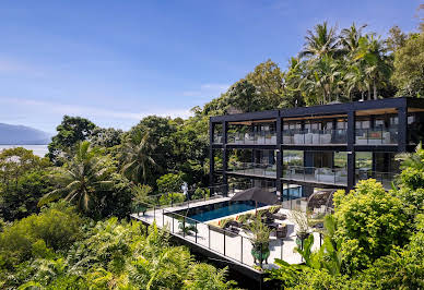 Maison avec jardin et terrasse 16