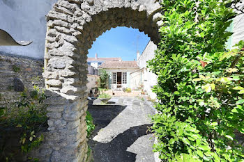 maison à Les Portes-en-Ré (17)