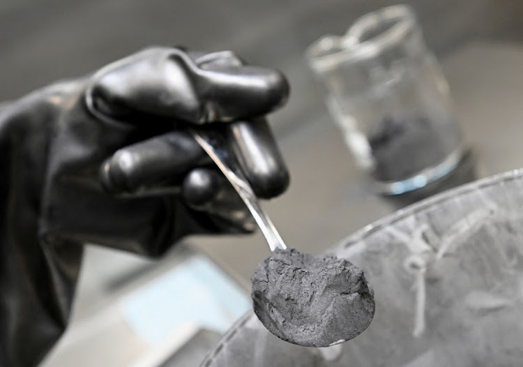 Graphite powder. Picture: FABIAN BIMMER/REUTERS