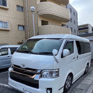 ハイエースバン