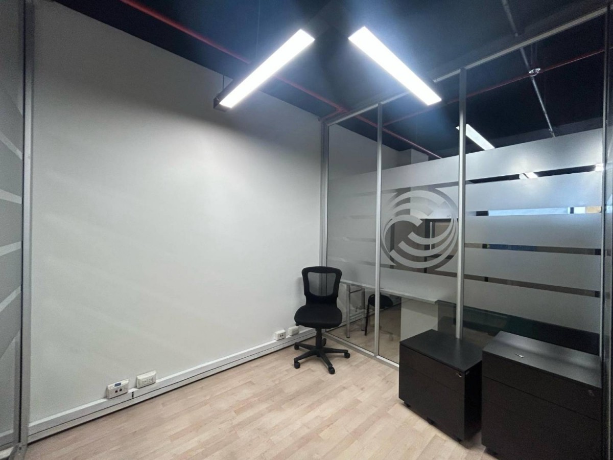 Oficina En Arriendo - Ciudad Salitre, Bogota