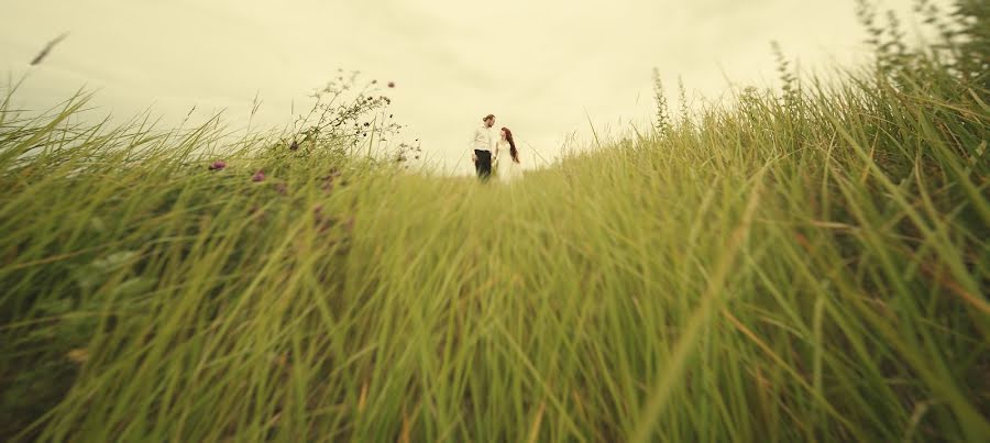 Fotógrafo de casamento Yuriy Koloskov (yukos). Foto de 9 de julho 2014