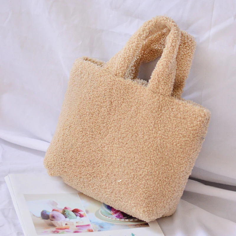 Sac Messager Tissé pour Filles Fait à la Main Matériel DIY Créez votre propre sac unique et personnalisé. Idéal pour développer la créativité et le savoir-faire.