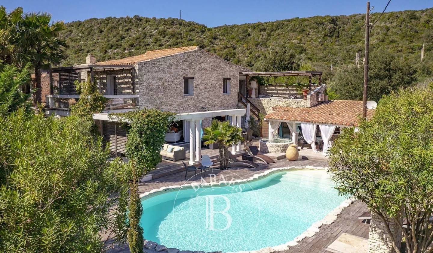 Villa with pool Bonifacio