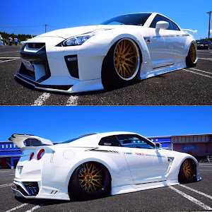 NISSAN GT-R