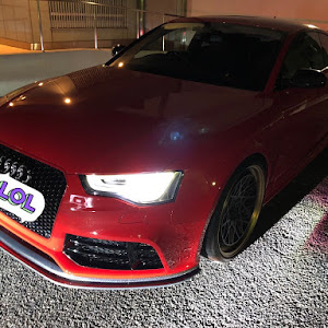 RS5 クーペ B8